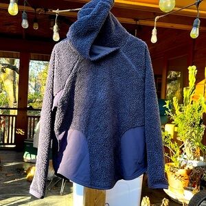 Women’s Nike Sherpa Therma Fleece Training Hoodie